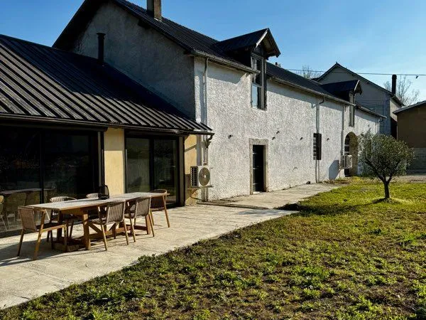 Maison de charme avec fort potentiel d'agrandissement ou d'investissement