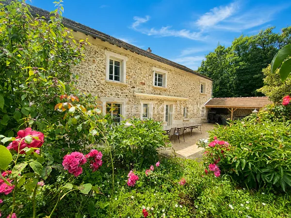 Maison 11 pièce(s) 300 m2
