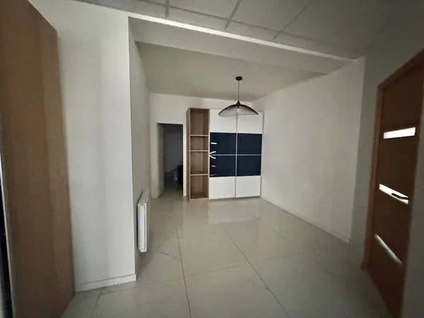 Local commercial 91 m²