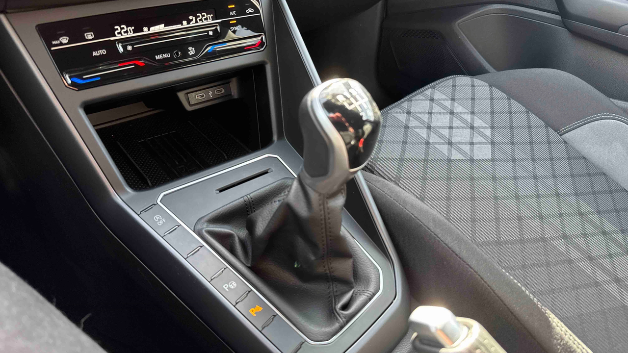 Volkswagen Polo 1.0 TSI 95 S&amp;S BVM5 — photo 22