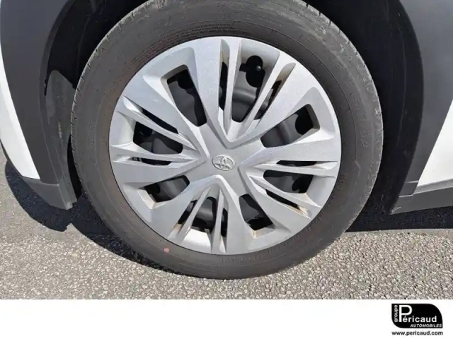 Toyota Aygo x 1.0 vvt-i 72 — photo 9