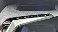 Peugeot 5008 Hybrid 145ch GT e-DCS6 — photo 15