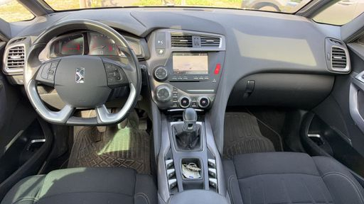 DS DS5 1.6 BlueHDi 120 - Business – 2017 – 143266 km – Diesel – Boîte Manuelle — photo 20