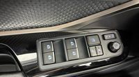 Toyota C-Hr 122h JBL Edition 2WD E-CVT RC18 — photo 31