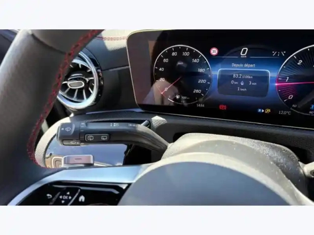 Mercedes Cla 200 d shooting brake amg l — photo 12