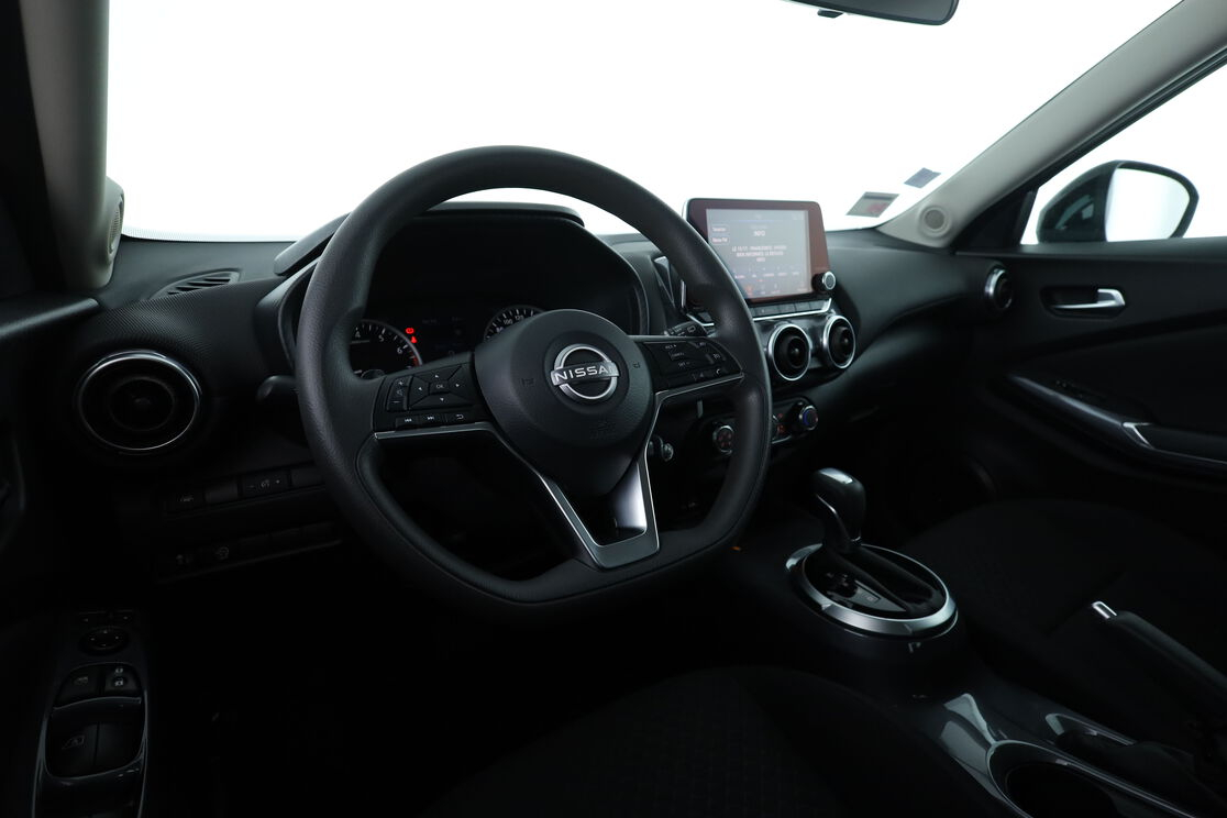 Nissan Juke 1.0 DIG-T Acenta DCT — photo 10