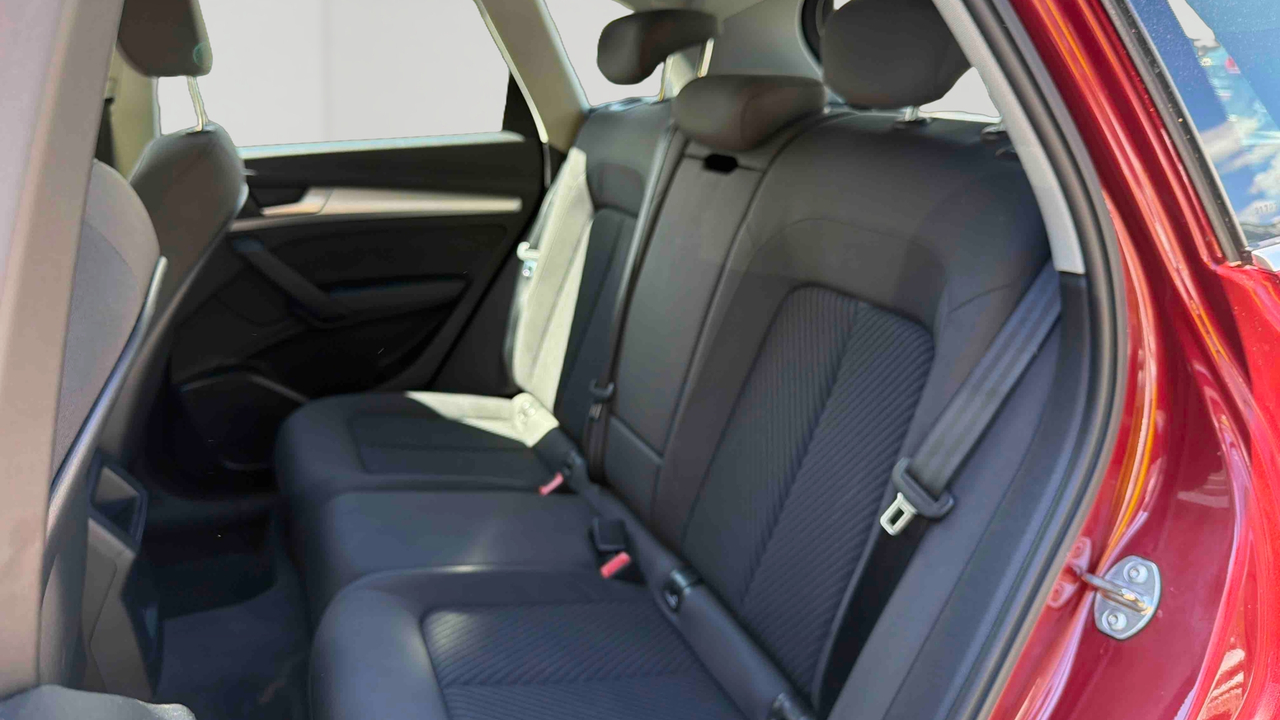 Audi Q5 2.0 TDI 190 S tronic 7 Quattro — photo 12