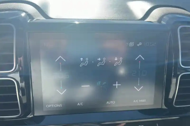 Citroën C5 Aircross hybride rechargeable 225 s&amp;s e-eat8 — photo 31