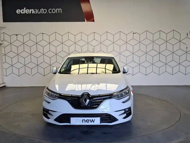 Renault Megane mégane iv berline blue dci 115 — photo 52
