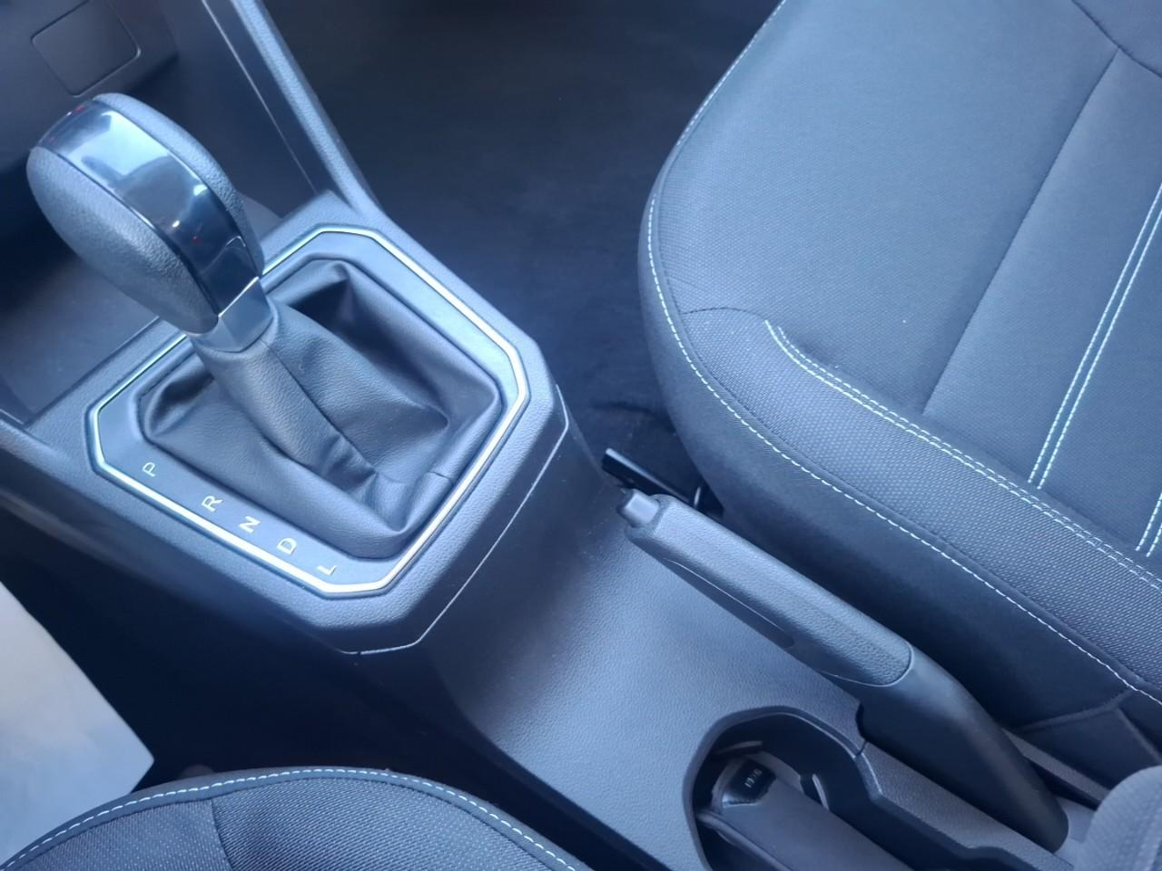 Dacia Sandero 1.0 tce 90ch confort cvt -22 — photo 21