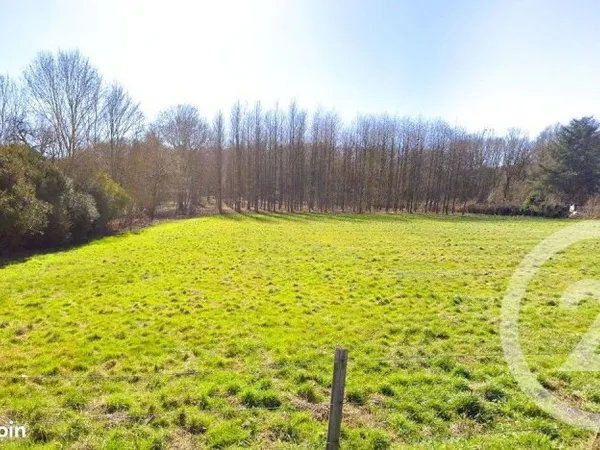 Terrain 782 m² Esches