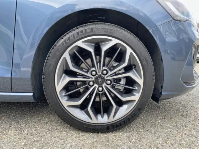 Ford Focus 1.0 flexifuel mhev 125ch st-line design — photo 14