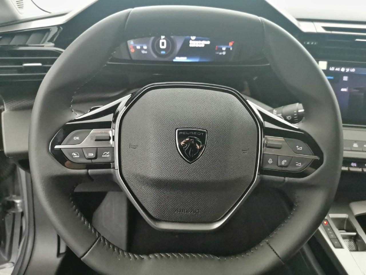Peugeot 308 sw hybrid 145 e-dcs6 style — photo 28