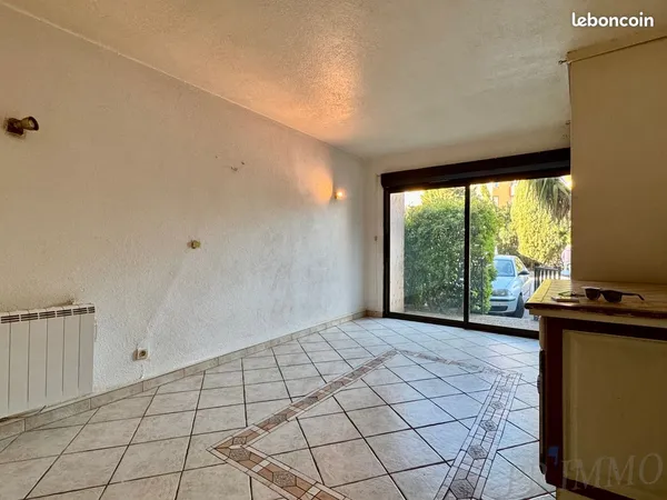 Studio 1 pièce 26 m²