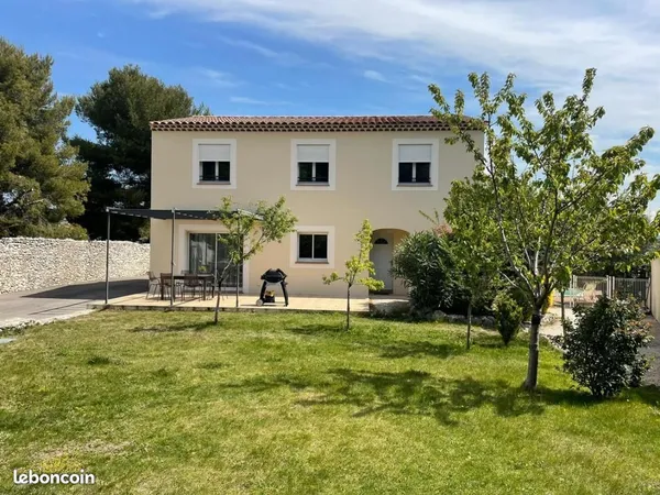 Maison 197 m² avec piscine - Les Cadereaux