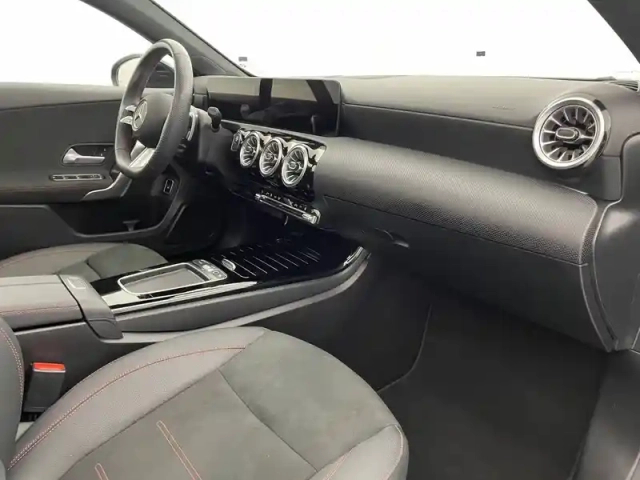 Mercedes Classe A 250 e hybrid eq 8g-dct — photo 100
