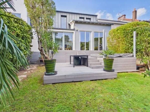 Maison 7 pièces 150 m²