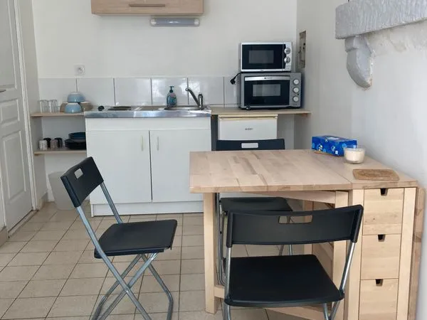Appartement 25m2 quartier du château Fougères