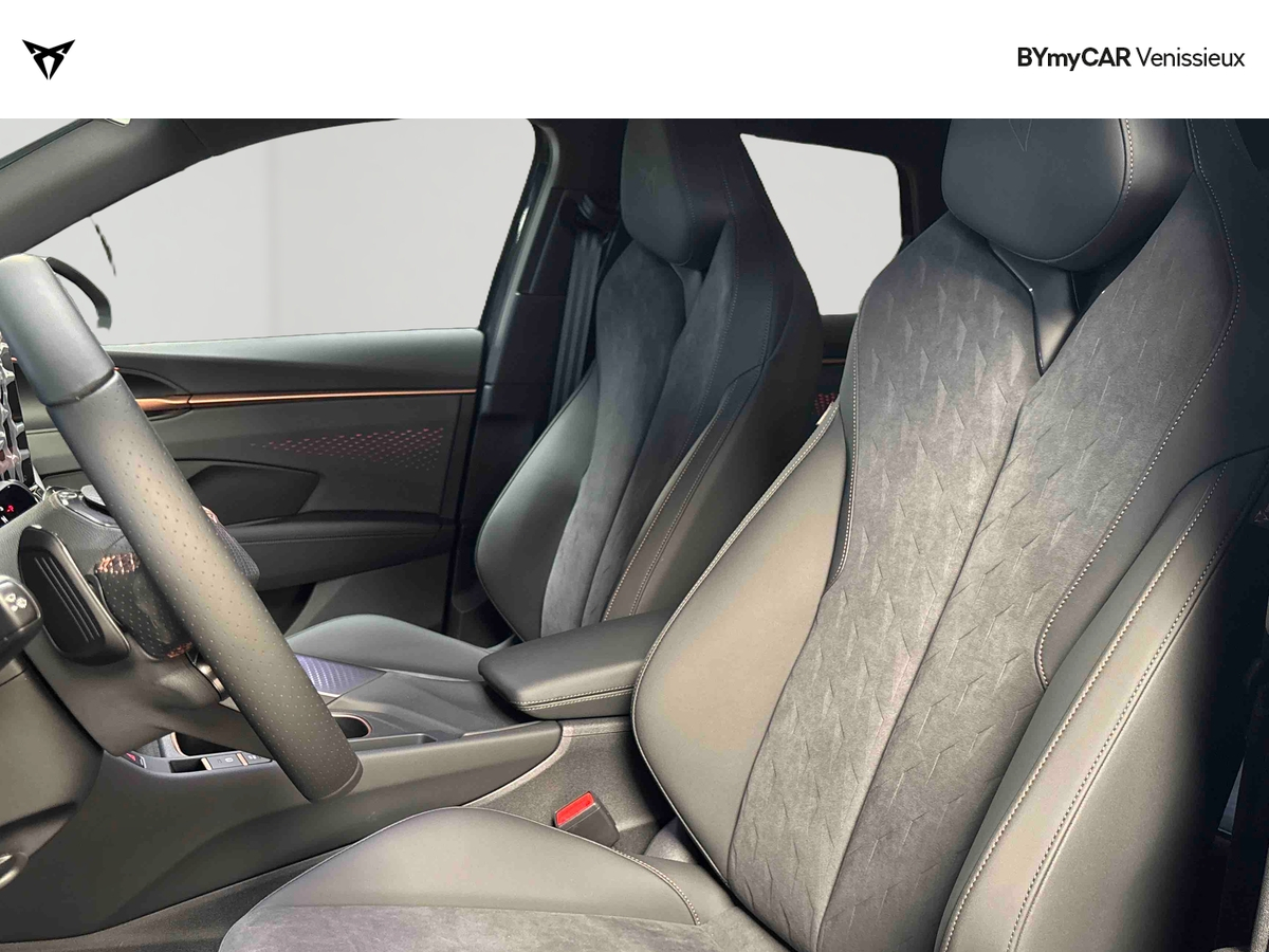 Cupra Terramar 1.5 eTSI Hybrid 150 ch DSG7 — photo 11