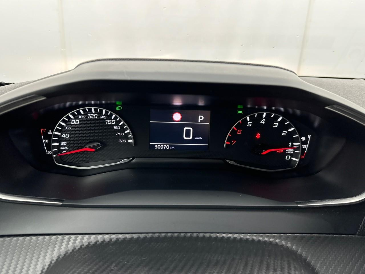 Peugeot 208 puretech 100 s&s eat8 active pack — photo 21