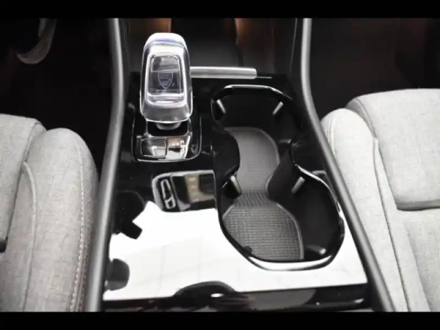 Volvo C40 recharge extended range 252ch ultimate — photo 49