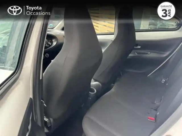 Toyota Aygo X 1.0 vvt-i 72ch active business — photo 12