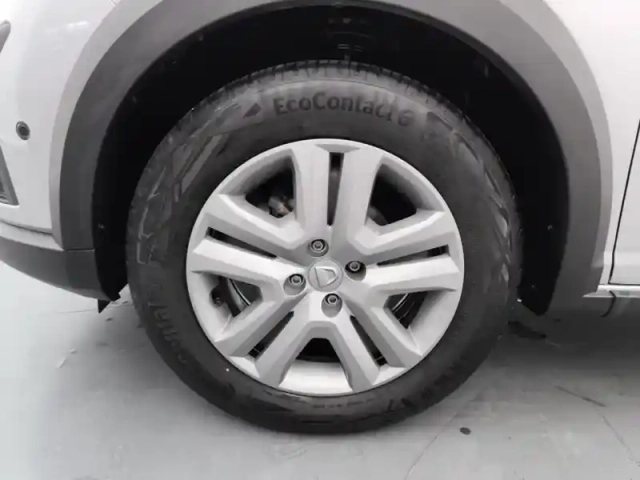 Dacia Sandero eco-g 100 - 22 stepway confort — photo 15