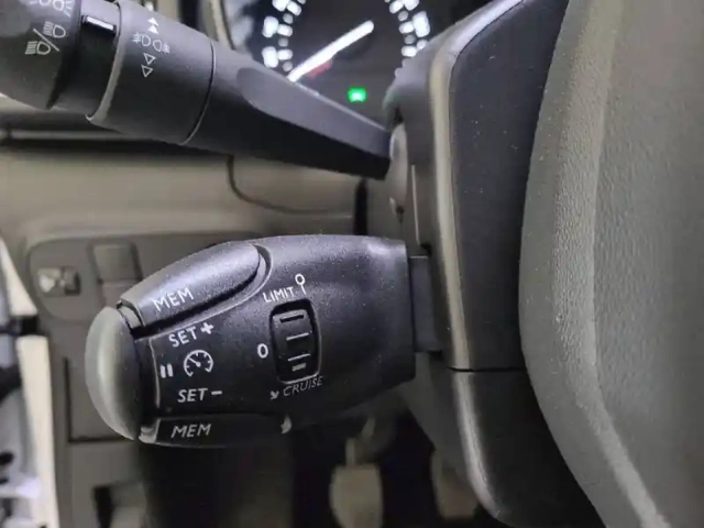Citroën C3 bluehdi 100 s&amp;s bvm6 — photo 55