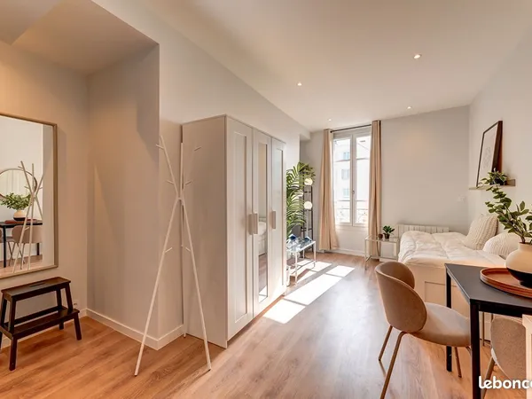 Studio 1 pièce 22 m²