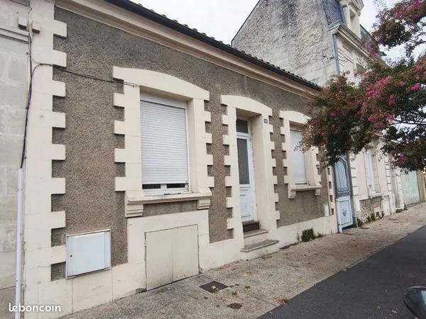 Maison 4 pièces 70 m2 et 300 m2 de terrain