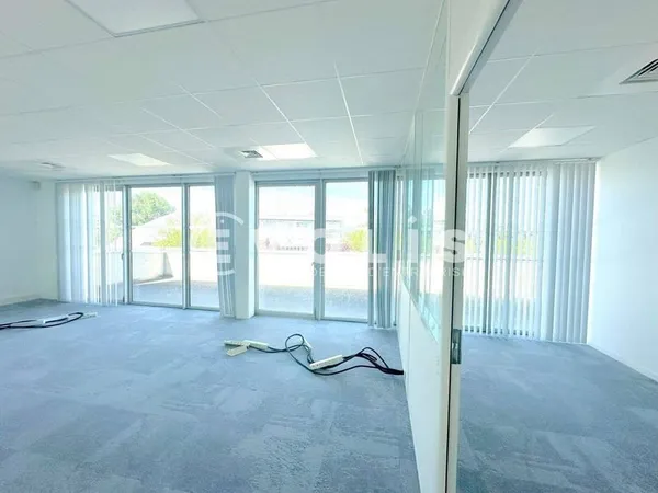 Bureaux 1036 m²
