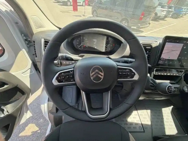 Citroën Jumper cc 3.5t renf d l3 140 ch manuelle — photo 9