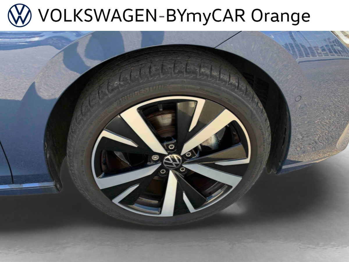 Volkswagen Golf 1.5 eTSI EVO2 116 DSG7 — photo 17