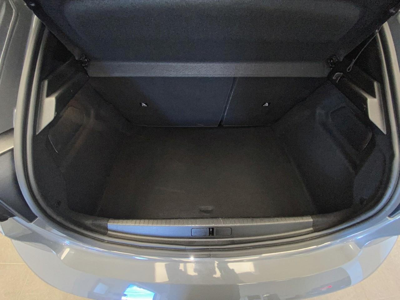 Peugeot 208 100 s&s bvm6 allure — photo 6
