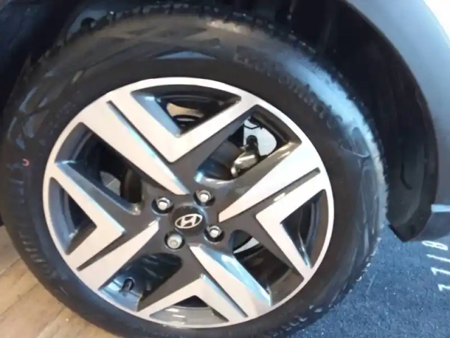 Hyundai Bayon 1.0 t-gdi 100 dct-7 hybrid 48v — photo 9