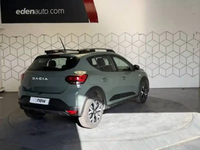 Dacia Sandero tce 110 — photo 11