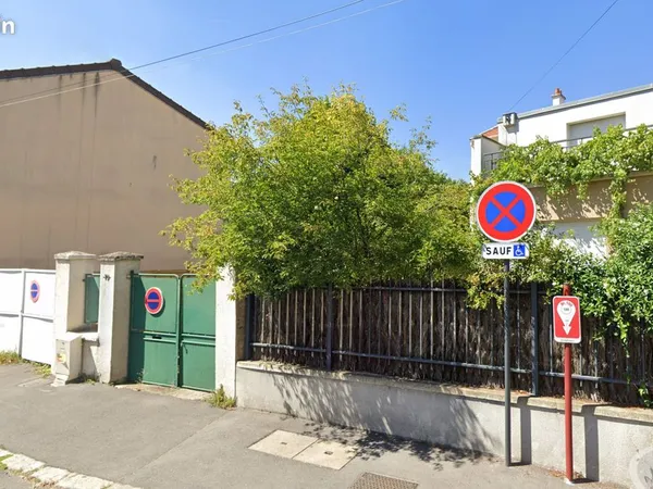 Vends terrain + Permis secteur Chavaux /Guilands