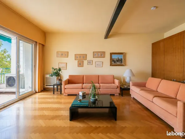 Appartement 4 pièces 145 m²