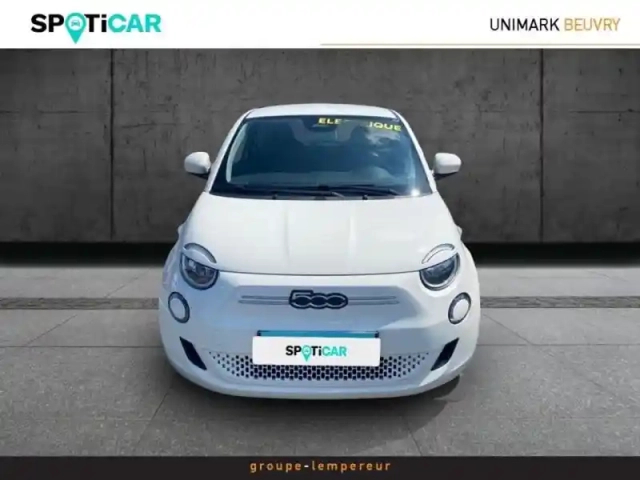 Fiat 500 e 95ch action — photo 3