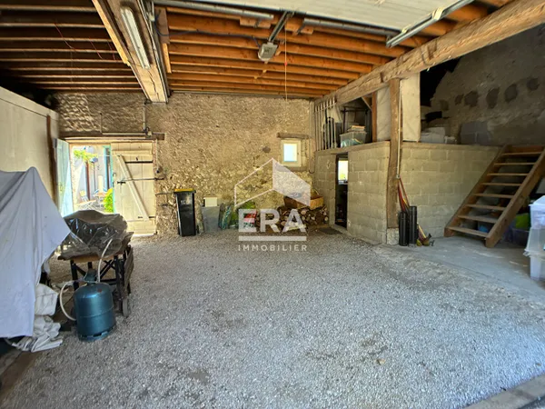 Bâtiment à vendre - Blois - Volumineuse grange + studio aménagé
