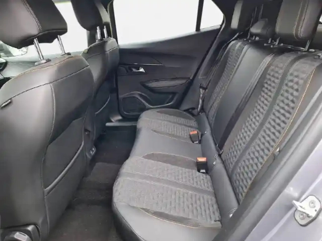 Peugeot 2008 puretech 130 s&amp;s eat8 — photo 70