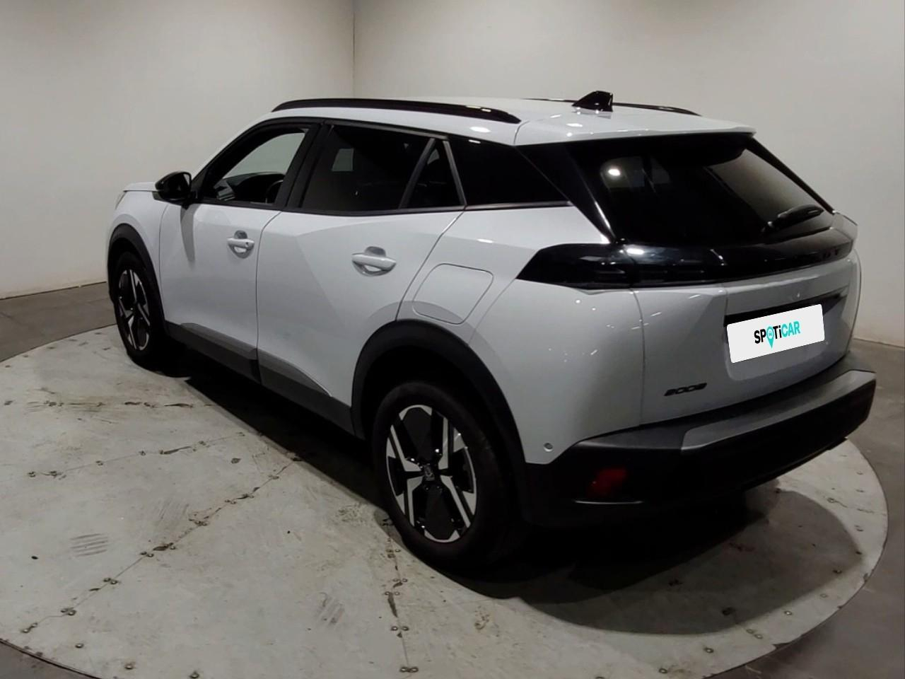 Peugeot 2008 puretech 100 s&s bvm6 allure — photo 3