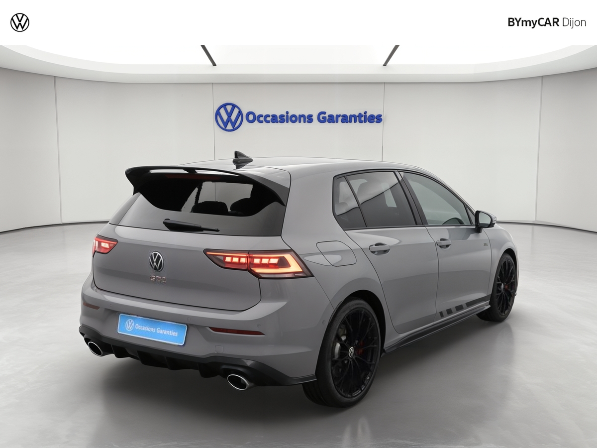 Volkswagen Golf 2.0 TSI EVO4 300 DSG7 — photo 5