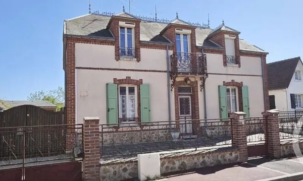 Maison 4 pièces 136 m²