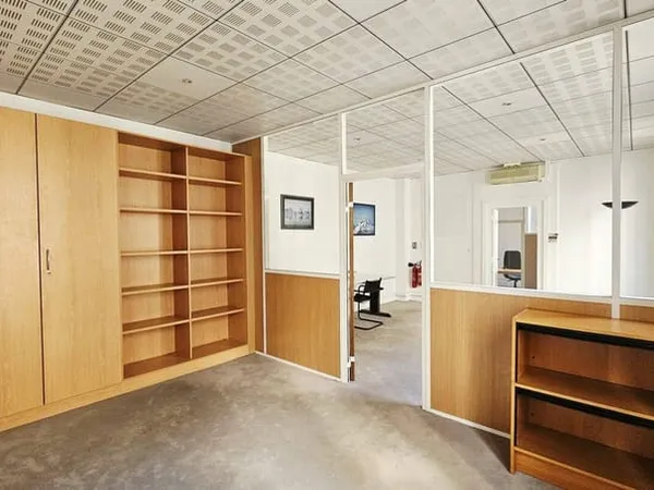 Bureaux 58 m²