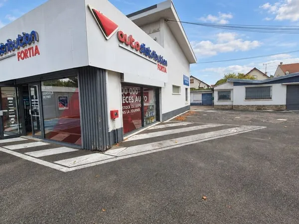 Local commercial 350 m²