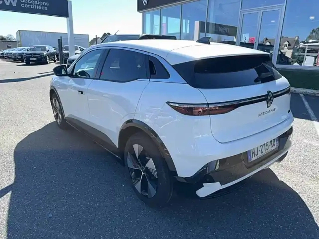 Renault Megane e-tech 220 ch autonomie confort gsr2 — photo 61
