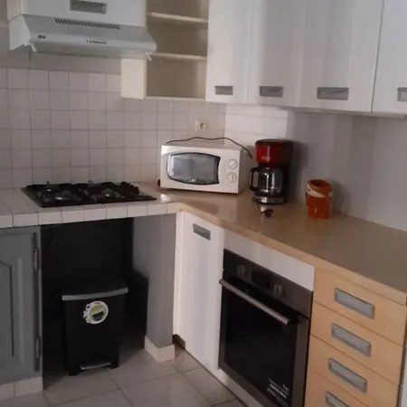 Grand appartement de 85 m2 castelnau d'auzan 32440