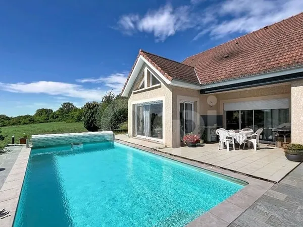 Maison 5 pièces 154 m²