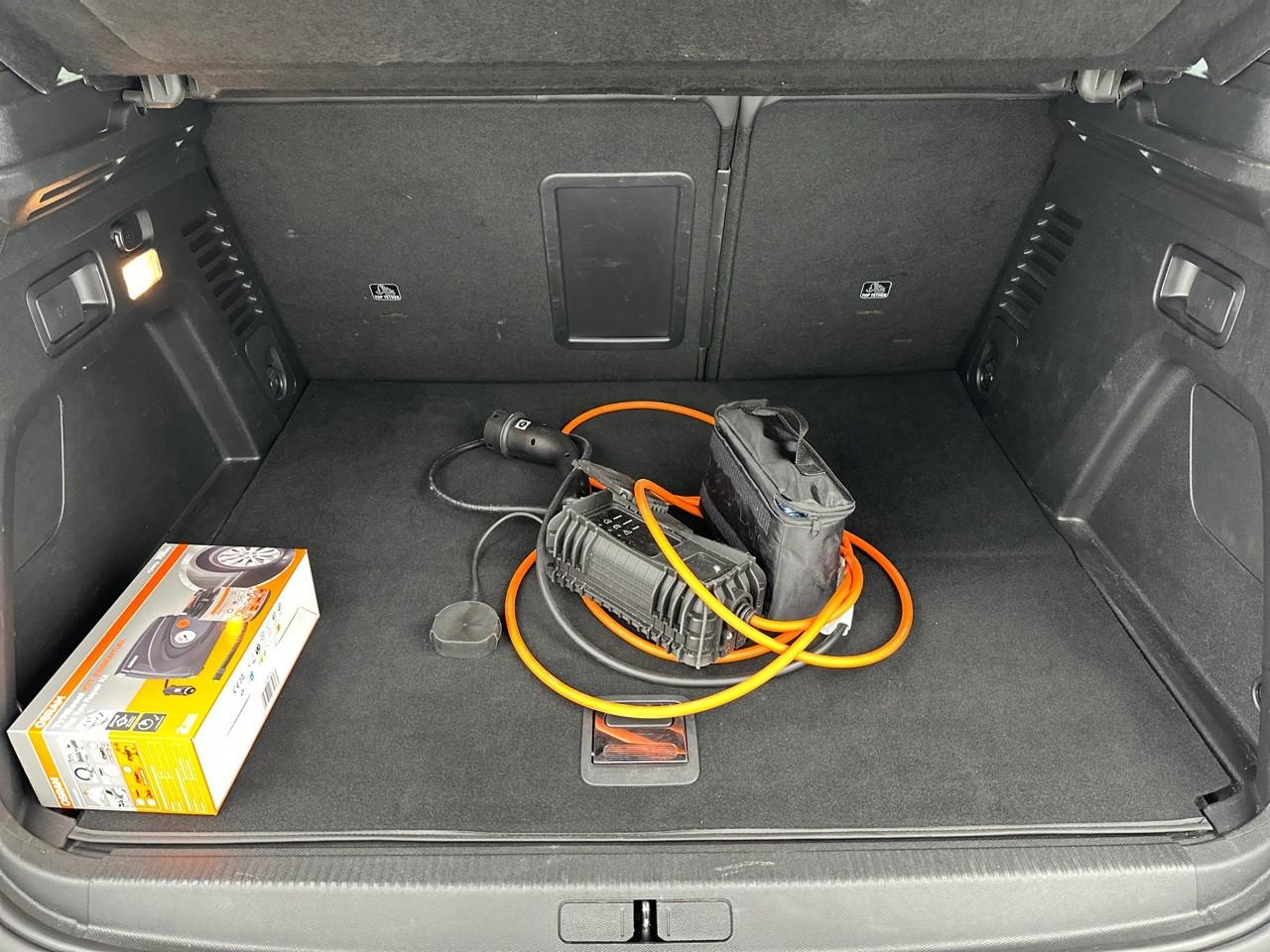 Peugeot 3008 hybrid 225 e-eat8 gt — photo 6